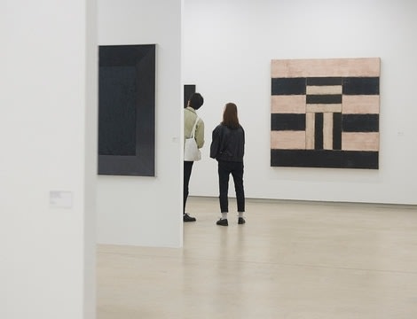 Beyond the Line: Stefan Gierowski and Sean Scully