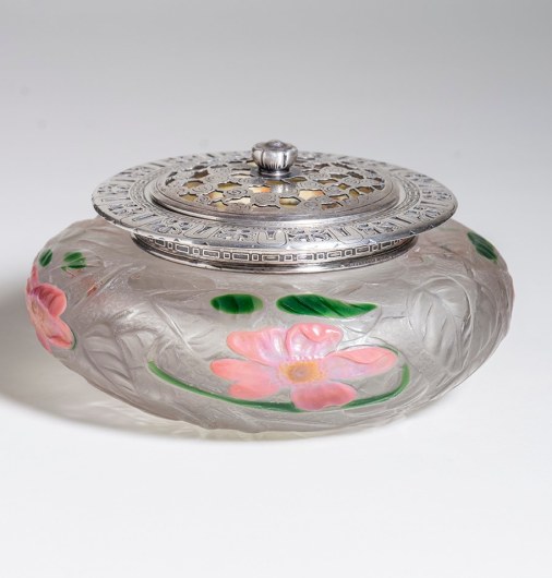 Cameo Potpourri Diffuser with Sterling Silver Lid
