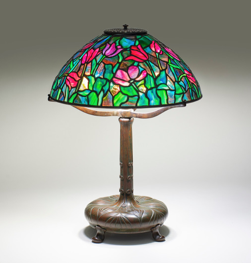 Early Irregular Tulip Table Lamp