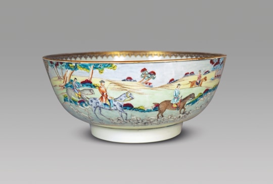 Chinese Famille Rose Export Porcelain Hunt Bowl