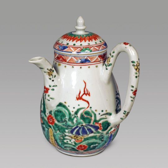Chinese Famille Verte Porcelain Chocolate Pot