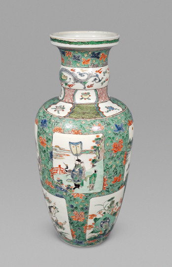 Chinese Famille Verte Porcelain Amphora Shaped Vase