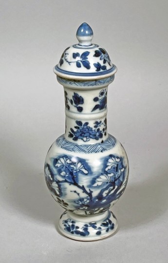 Chinese Blue and White Porcelain Small Baluster Vase