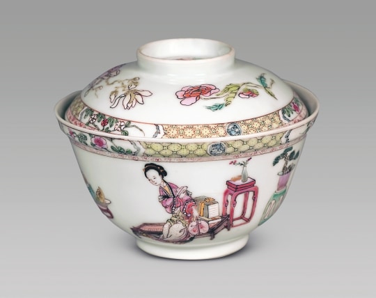 Chinese Famille Rose Porcelain Bowl and Cover