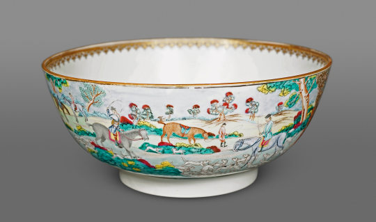 Chinese Famille Rose Export Porcelain Hunt Bowl