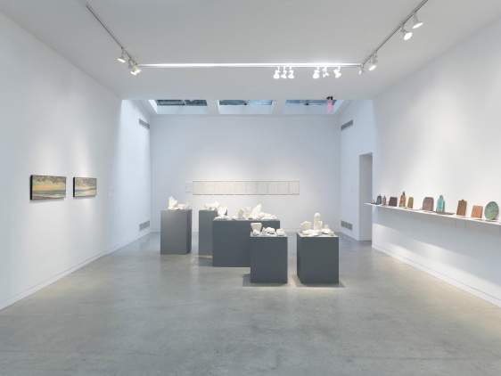 Aicon Gallery, Gift and it&#039;s Offerings