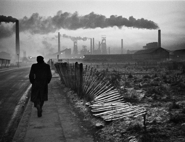 Don McCullin, Early Morning, West Hartlepool, 1963, Howard Greenberg Gallery, 2019 