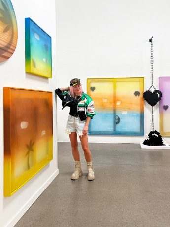 Independent | Wendy White