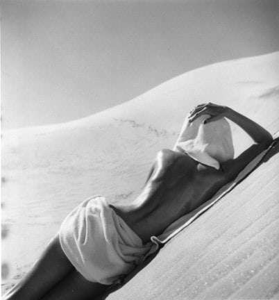 Louise Dahl-Wolfe, Nude in the Desert, California, 1948