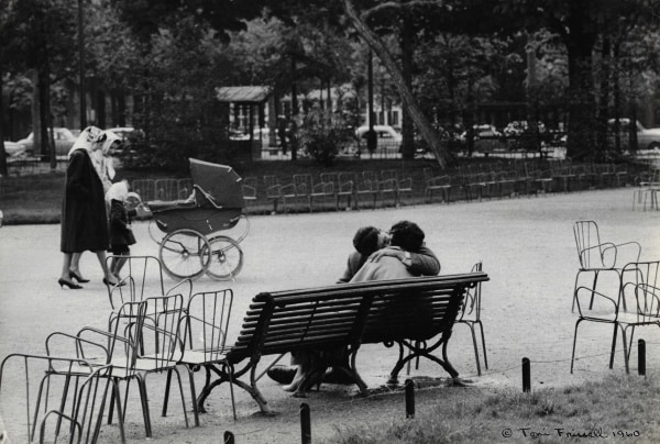 Toni Frissell, Paris Spectacle, 1960