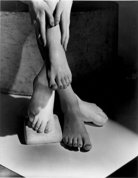 Horst P. Horst, Barefoot Beauty, NY, 1941