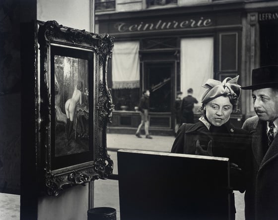 Robert Doisneau, Slidelong Glance, Paris, 1948