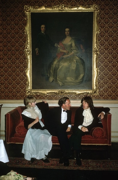 Slim Aarons, Pop and Society: Marianne Faithful, Desmond Guinness, and Mick Jagger at Leixlip Castle Ireland,&nbsp;1968
