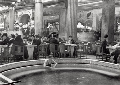 Alfred Eisenstaedt,  Swimming pool in caf&eacute; in Paris Hotel, Paris, 1932