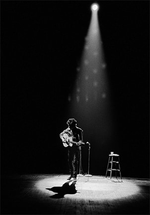 Bob Dylan in Spotlight, Princeton, New Jersey 1964