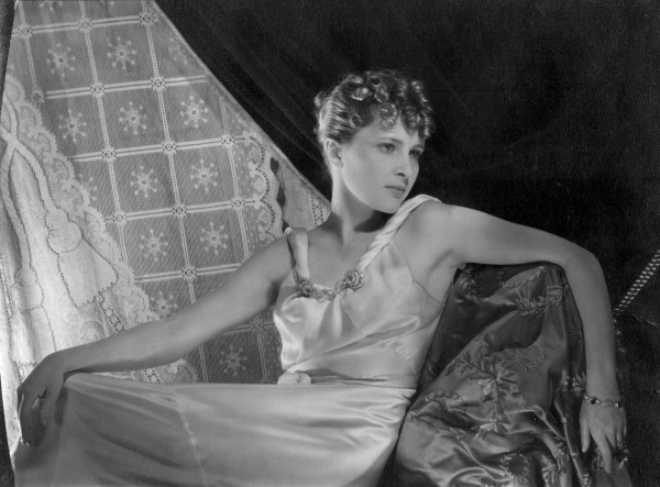 George Hoyningen-Huene, Robe de Vionnet, Dans les Annees, VOGUE, 1935-36, Vintage Print