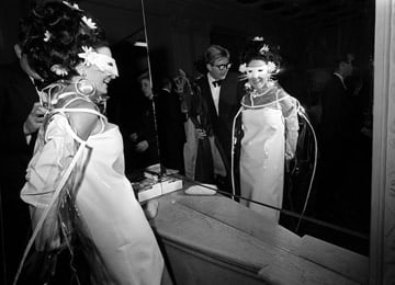 Harry Benson, Jacqueline de Ribes at Truman Capote&rsquo;s &ldquo;Black and White&rdquo; Ball at the Plaza Hotel, New York, 1966