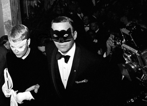 Harry Benson, Frank Sinatra and Mia Farrow at Truman Capote&#039;s &quot;Black and White&quot; Ball at the Plaza Hotel, New York, 1966