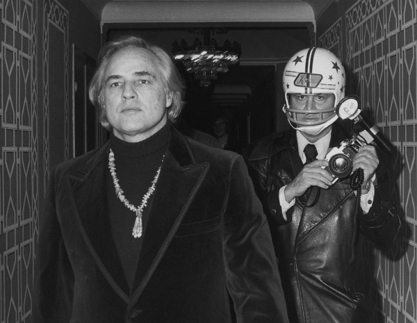 Ron Galella, Marlon Brando and Ron Galella, New York, 1974