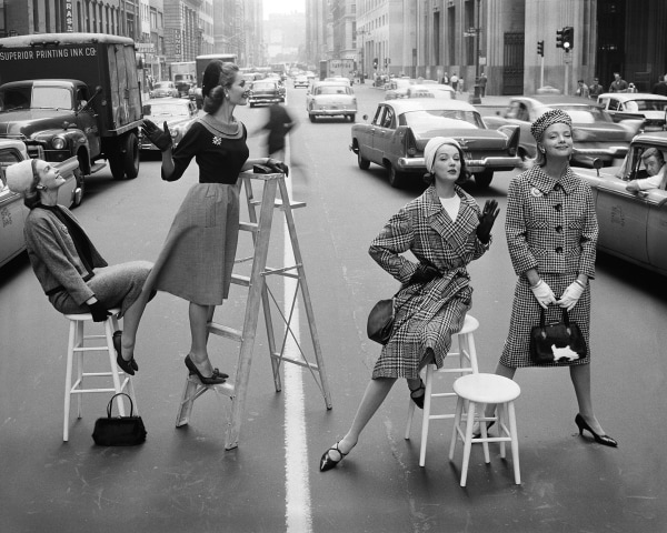 William Helburn, Stopping Traffic, Joanna McCormick, Janet Randy, Betsy Pickering and Gretchen Harris, Park Avenue South, Charm, ca. 1958