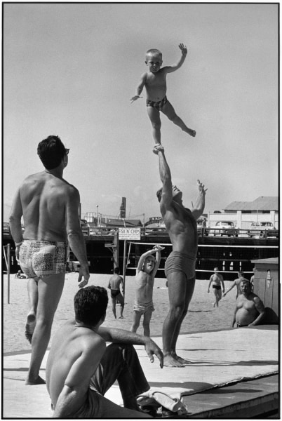 Elliott Erwitt Venice, California, USA, 1955