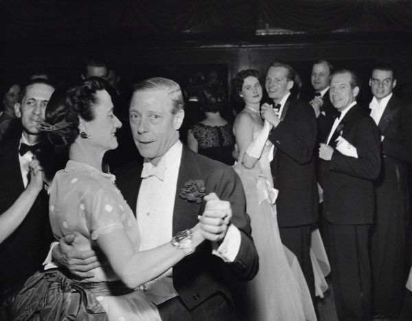 Slim Aarons, The Windsors: The Duke and Duchess of Windsor dancing at the Waldorf-Astoria, New York, 1953