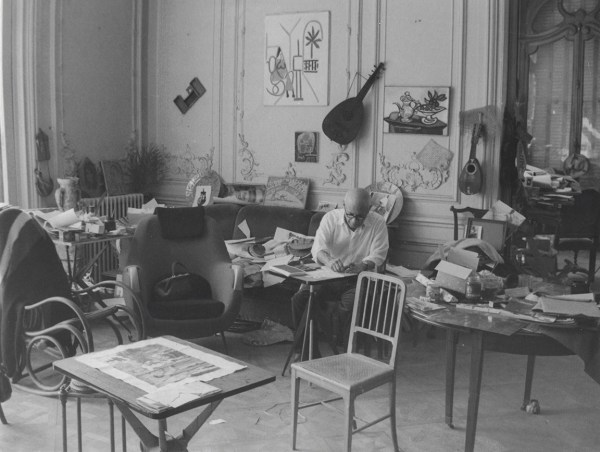 Edward Quinn, Pablo Picasso at his villa La Californie, Cannes, 1956