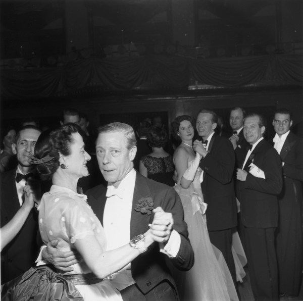 Slim Aarons, The Duke and Duchess of Windsor at the Waldorf-Astoria, New York, 1955