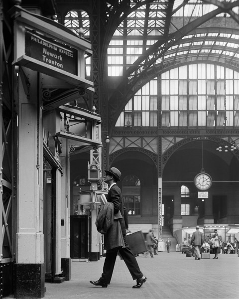 William Helburn, Ward Purdy in Penn Station, ca. 1960