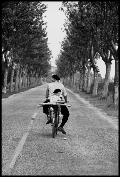 Elliott Erwitt Provence, France, 1955