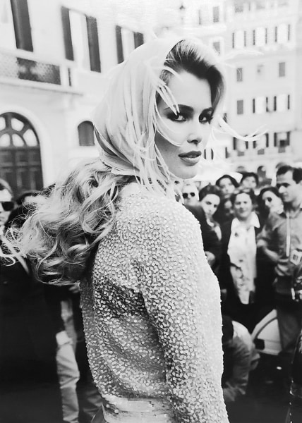 Arthur Elgort, Claudia Schiffer, Rome, Valentino, 1994