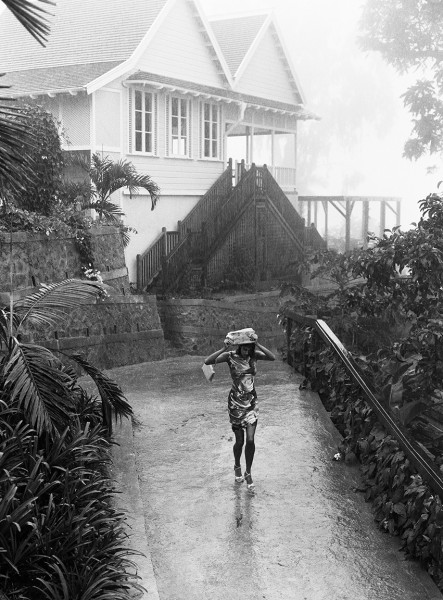 Pamela Hanson, Yasmeen, British VOGUE, Jamaica, 1995