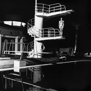 Helmut Newton, Diving Tower, Old Beach Hotel, Monte Carlo, 1981