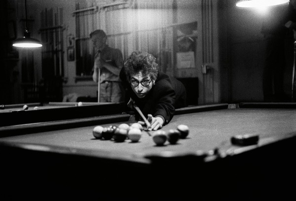 Daniel Kramer, Bob Dylan Playing Pool, Kingston, New York, 1964