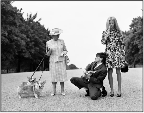 Arthur Elgort, Kirsty Hume, Donovan Leitch &amp;amp; &ldquo;The Queen&rdquo;, London, VOGUE, 1995