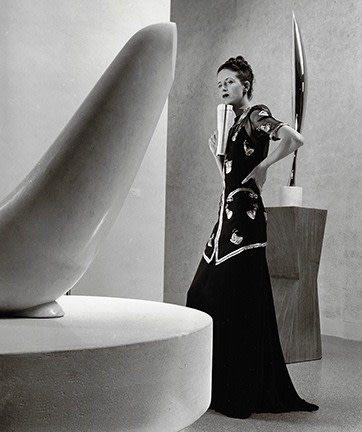 Louise Dahl-Wolfe, Model (Maryann Shelley) and Brancusi Sculpture, MOMA, 1938