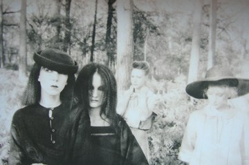 Deborah Turbeville, Women in the Woods: Ella, Anna, Isabelle, Fredericke, and Robin in Valentino at the Bois du Faux Repos, VOGUE Italia, 1978