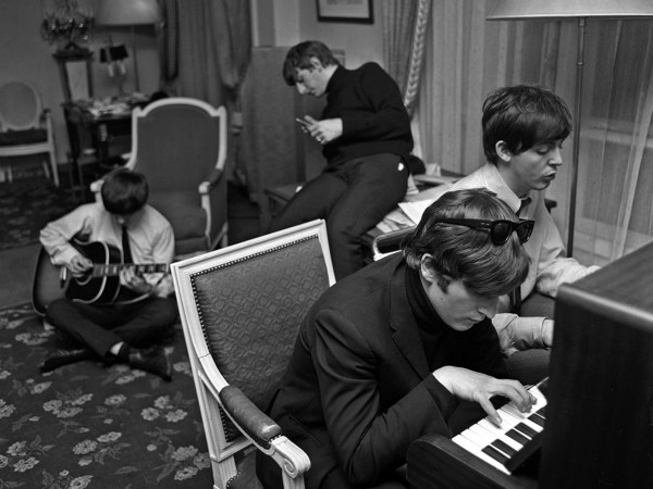 Harry Benson, The Beatles Composing, Paris, 1964