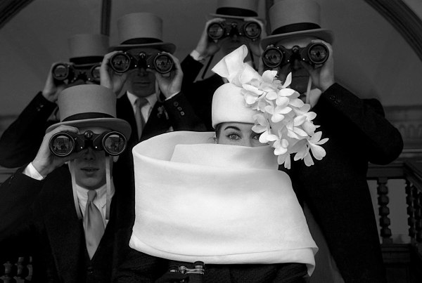 Frank Horvat, Givenchy Hat at Longchamps B, 1958