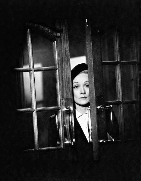Phil Stern, Marlene Dietrich, 1956