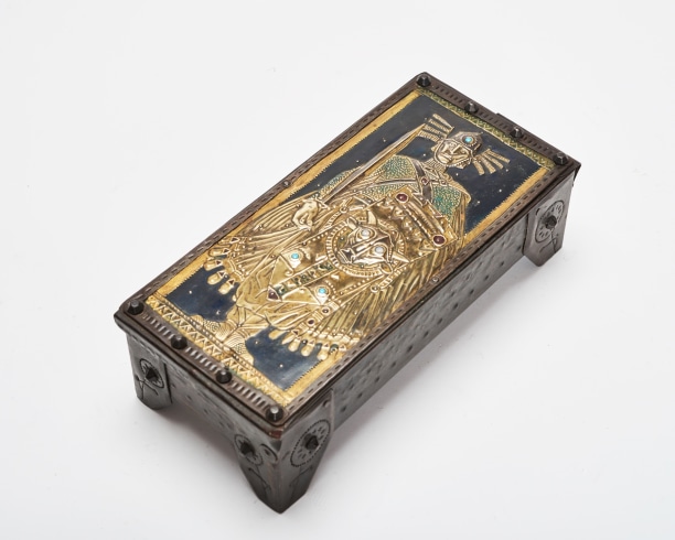 Valiant Knight Box