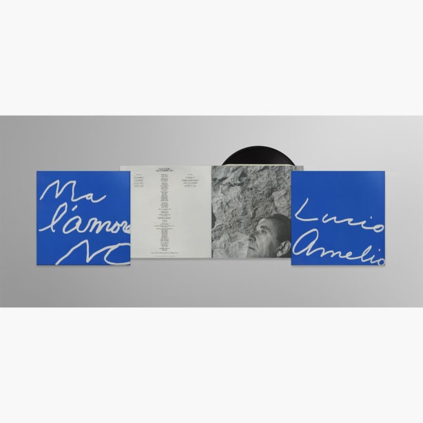 Lucio Amelio album cover, white handwritten text on blue background and portrait of Lucio Amelio in profile standing against a rock wall.