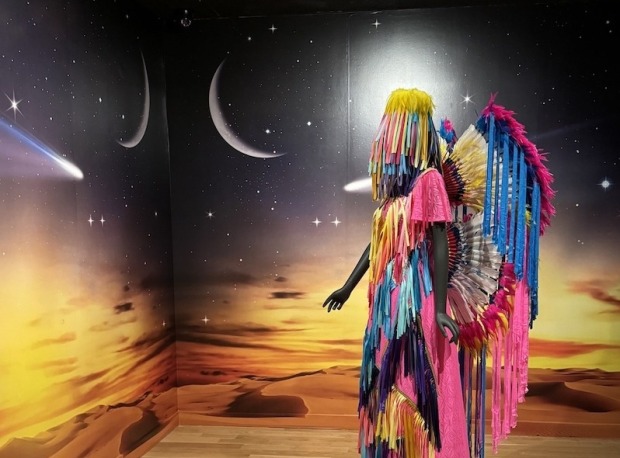 An Indigenous Gaze Towards The Future: Wendy Red Star Recontextualizes Native Culture in Outer Space