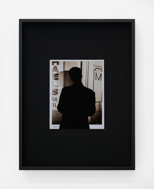 John Stezaker

Dark Star

2013

Collage

20 3/4 x 16 1/4 inches

52.7 x 41.3 cm