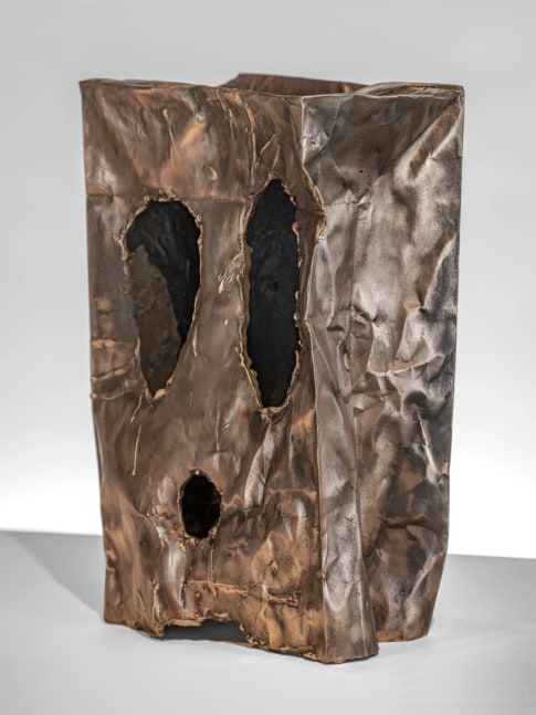 Jon Pylypchuk

ghost bag #4

2023

Bronze

11 x 6.75 x 4.5 inches

27.9 x 17.1 x 11.4 cm

$5,500
