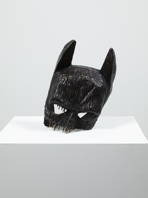 Joyce Pensato

Batman Mask

2022

Bronze and black patina

17.25 x 11 x 7.75 inches

44 x 28 x 20 cm

Edition of 20, 4 AP

(PEN 22/034)