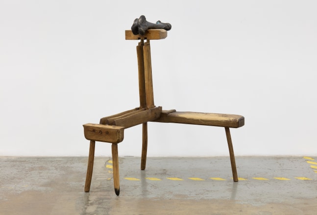 Jorge Peris
Trono de Sativa, 2021
bronze, wood
52&amp;nbsp;x 38&amp;nbsp;x 38&amp;nbsp;in
132&amp;nbsp;x 96.5&amp;nbsp;x 96.5&amp;nbsp;cm