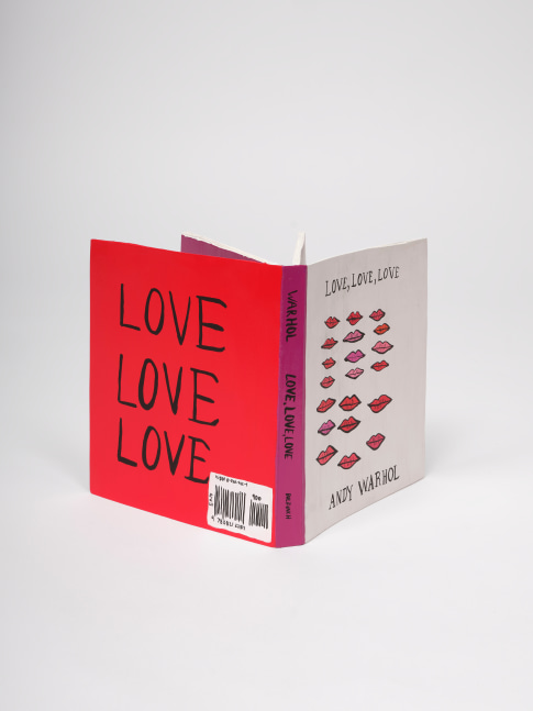 Libby Black
Andy Warhol Love, 2025
Paper, pencil, paint, and glue
9 x 6.5 x 6 inches
22.86 x 16.51 x 15.24 cm