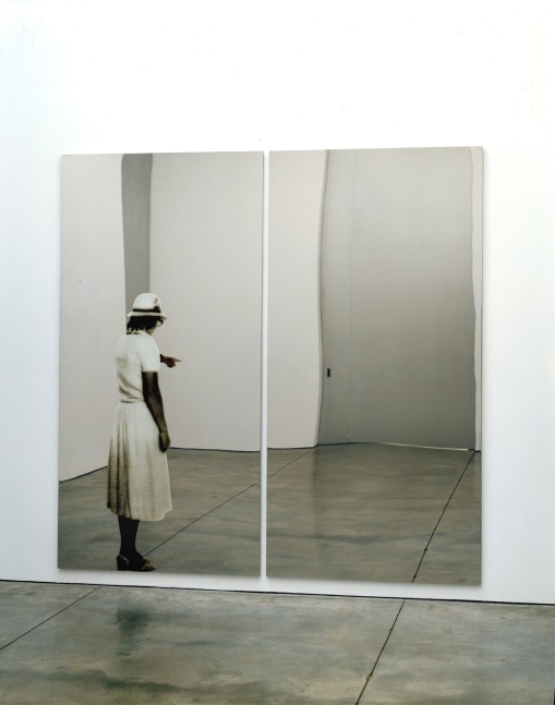 Michelangelo Pistoletto
Donna che indica (Woman who points), 1962/1982
Silkscreen print on polished stainless steel
98 3/8 x 98 3/8 inches
(250&amp;nbsp;x 250&amp;nbsp;cm)