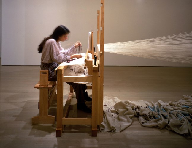 Janine Antoni
Slumber, 1993
Performance with loom, yarn, bed, nightgown, EEG machine and artist&amp;#39;s REM reading
Photographed by Ellen Labenski at Guggenheim Museum Soho, New York, 1996
Dimensions variable